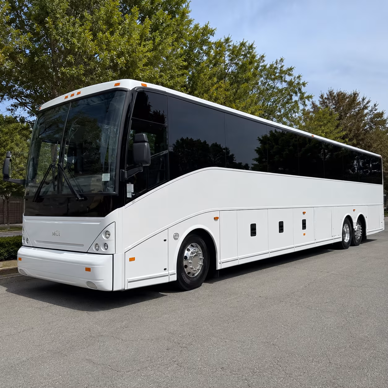 busrentalwestland com makes finding a group pickup at dtw after your flight simple