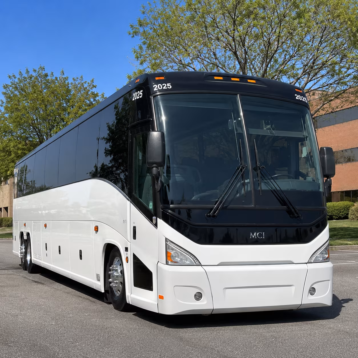 game day buses to detroit lions tigers red wings pistons games